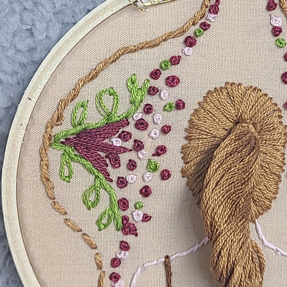Vintage Embroidery Hoop Wall Art Girl Handmade Floral Needlework Boho Folk - Picture 5 of 13